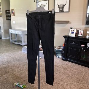 Black skinny jeans